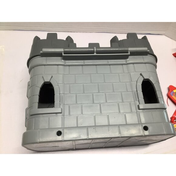 Fisher Price Little People Play N Go Castle Knight Catapult Sword Axe 2009 - Picture 9 of 16